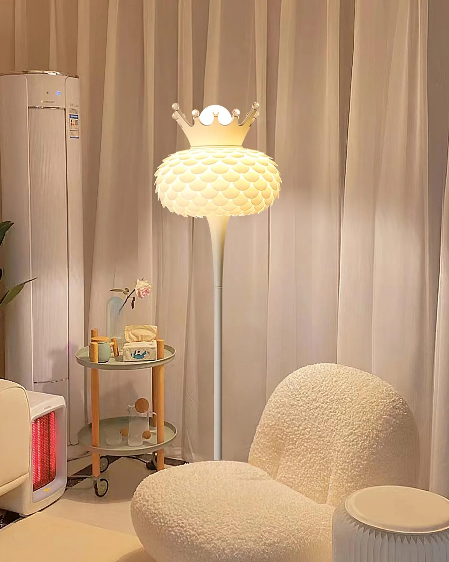 Aluvia Crown Floor Lamp