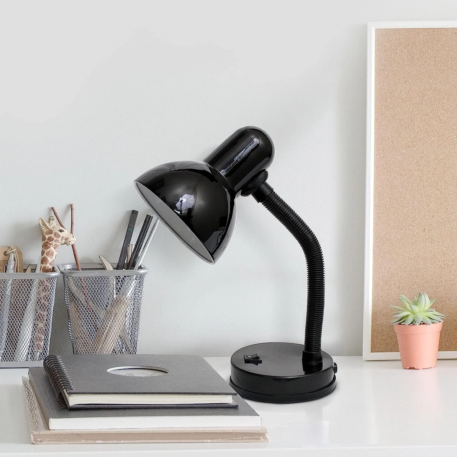 Basic Metal Flexible Hose Neck Desk Lamp - Provides bright illumination for any workspace, and its adjustable arm and head make it easy to direct light where needed - A functional desk lamp to meet your basic lighting needs - 8685327687947