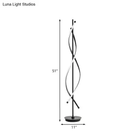 Black Twist Floor Lamp with LED Light in Warm/White - Stylish Reading Lighting