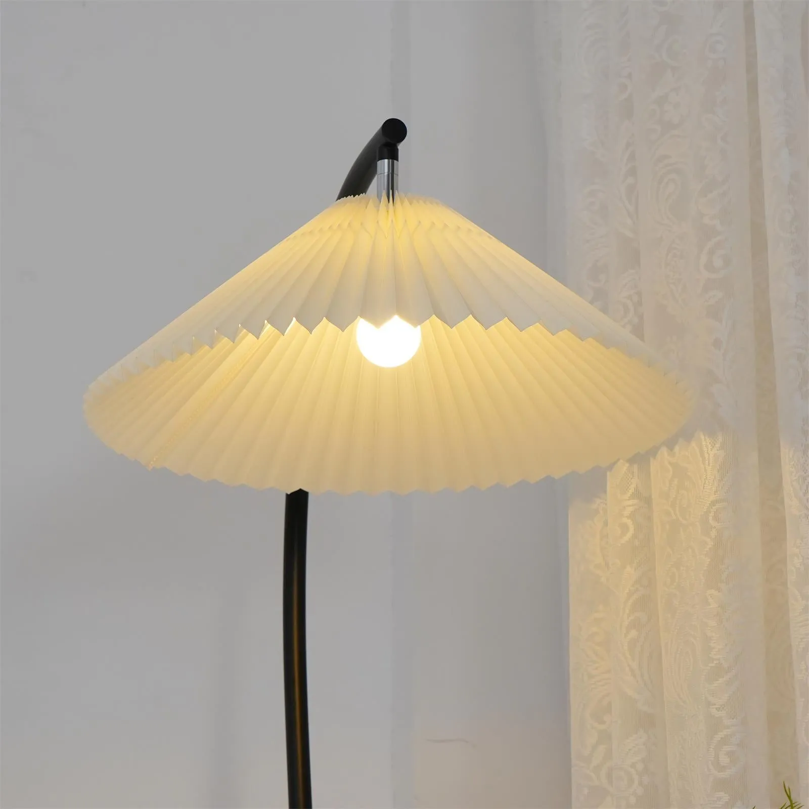 Caprani Tove Floor Lamp