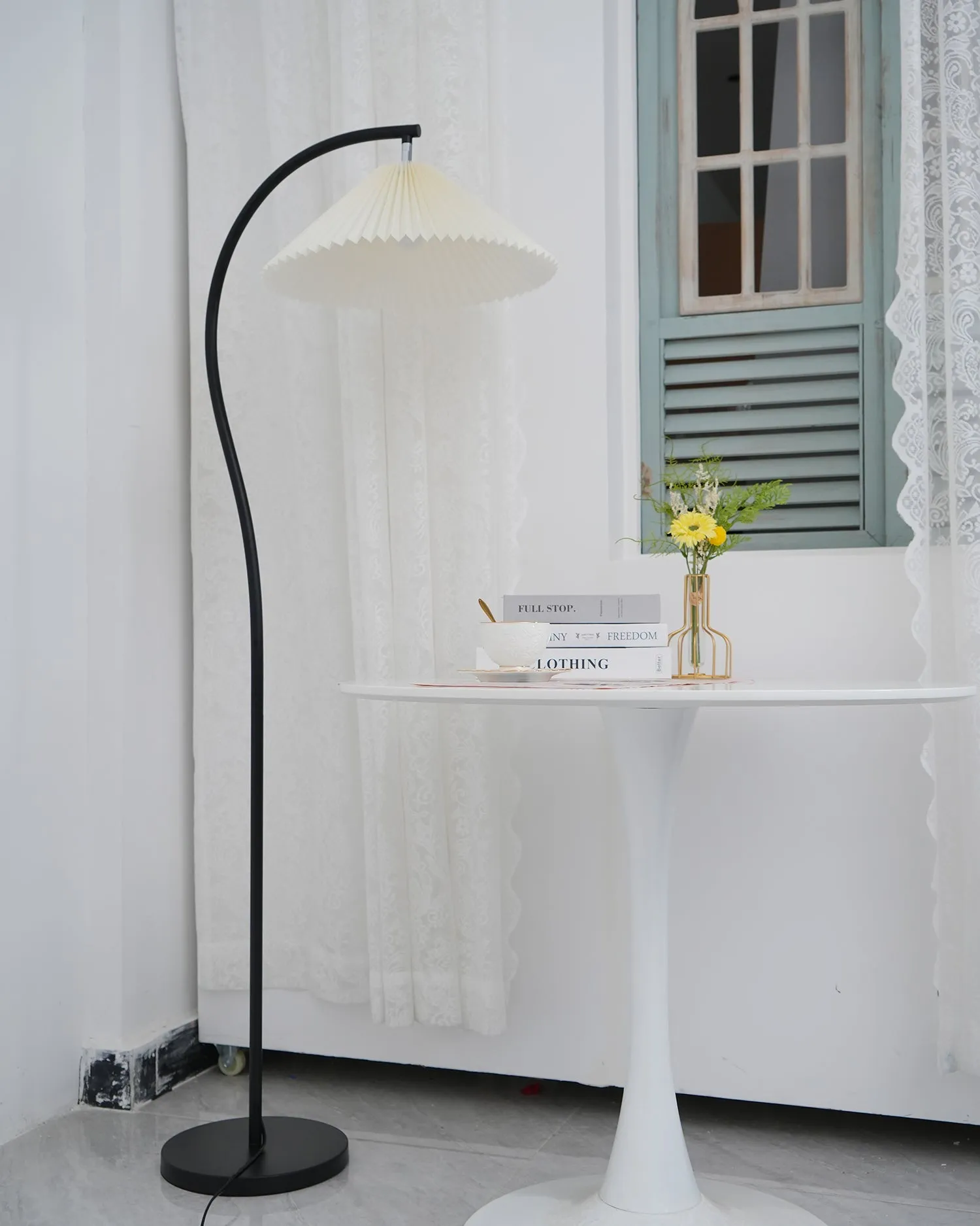 Caprani Tove Floor Lamp