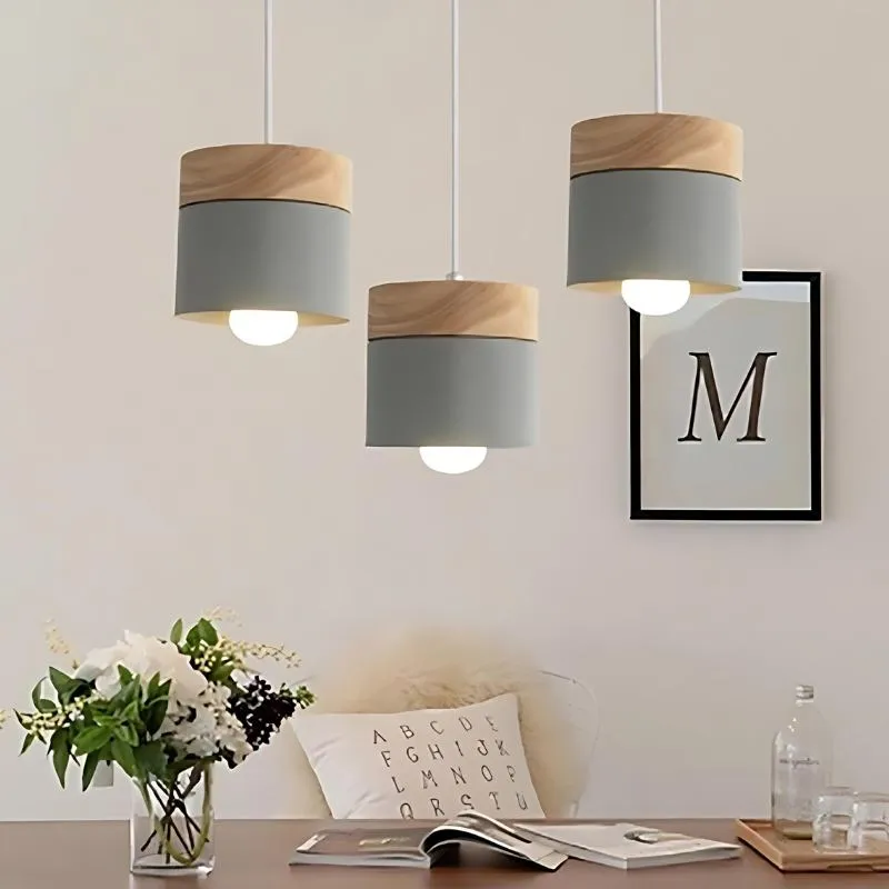 Laetus Pendant Light