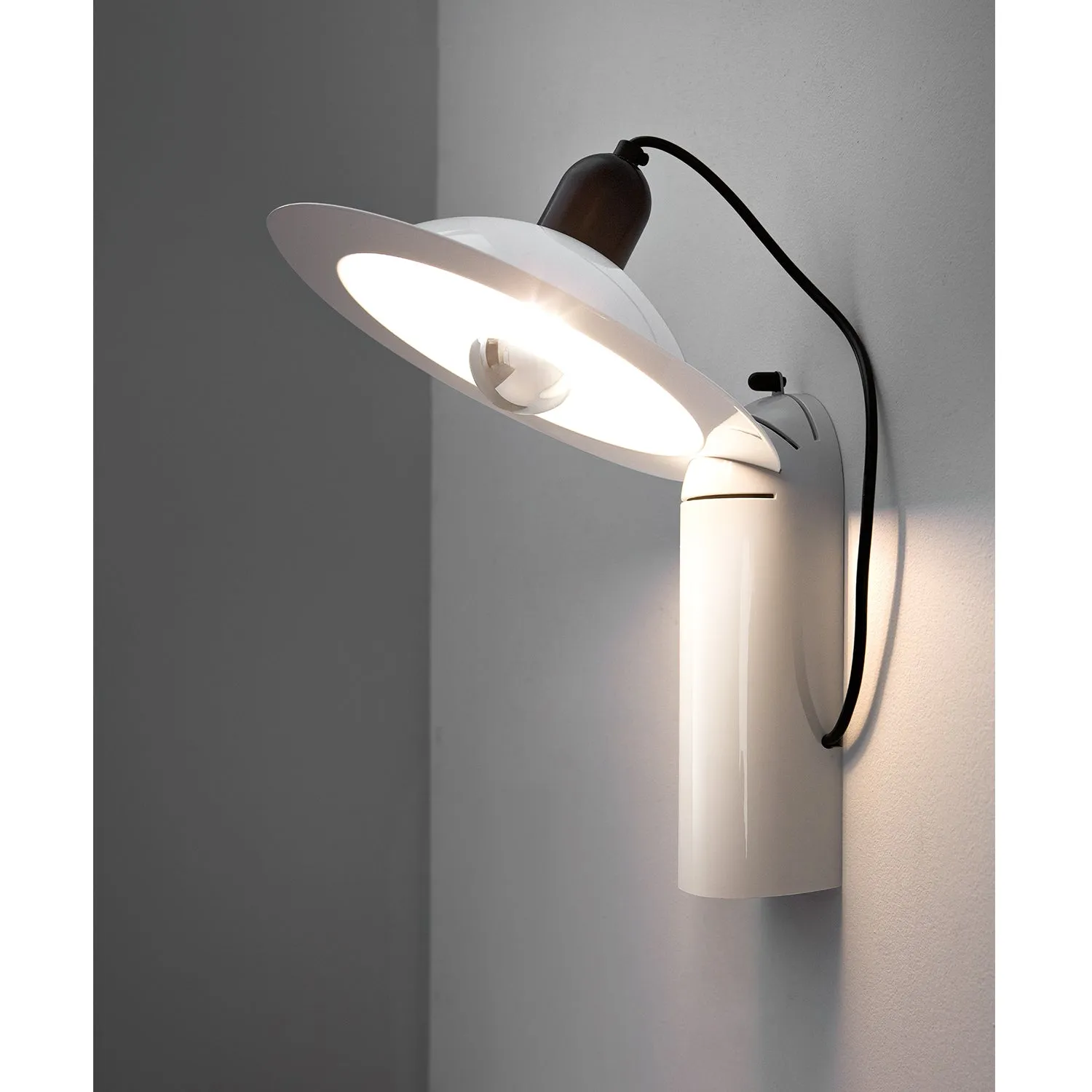 Lampiatta Table Light