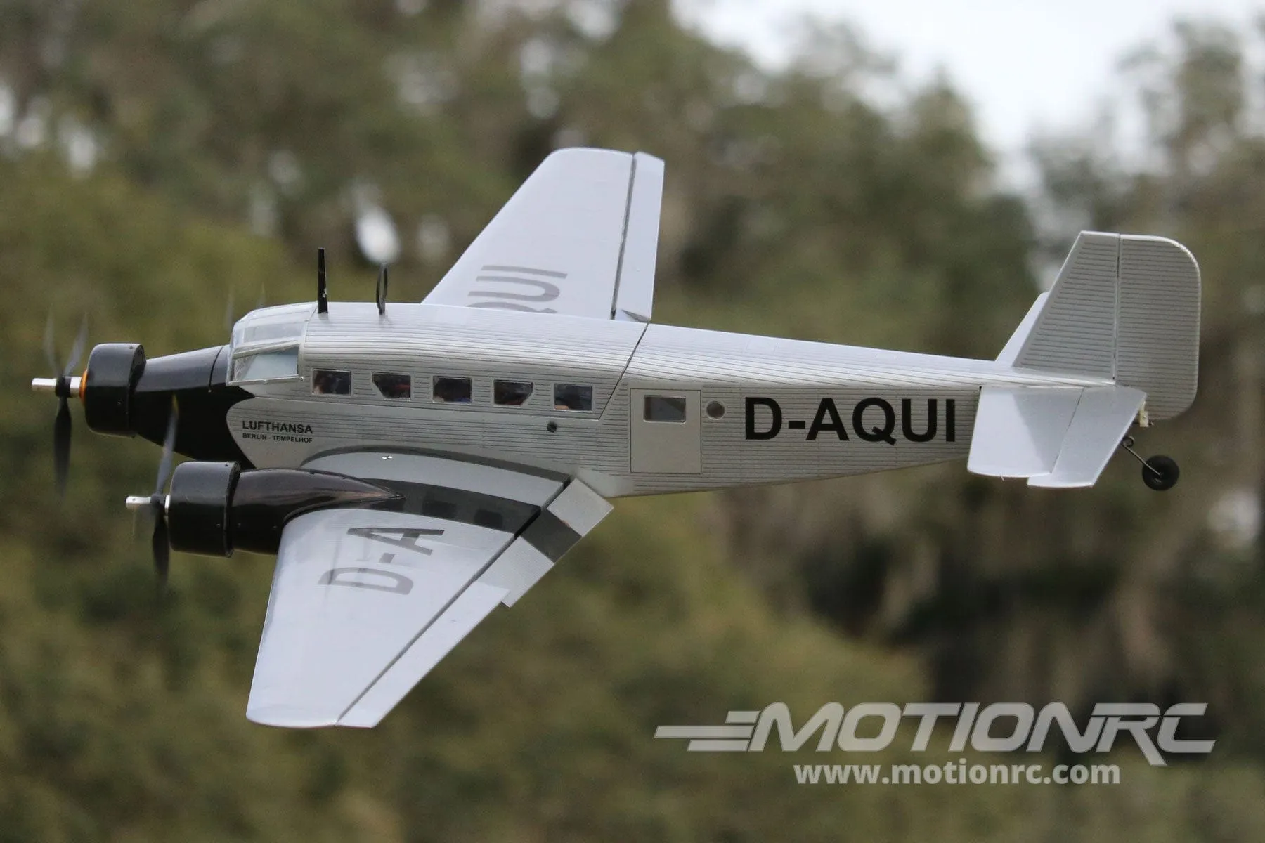 Nexa Junker JU-52 1630mm (64") Wingspan - ARF