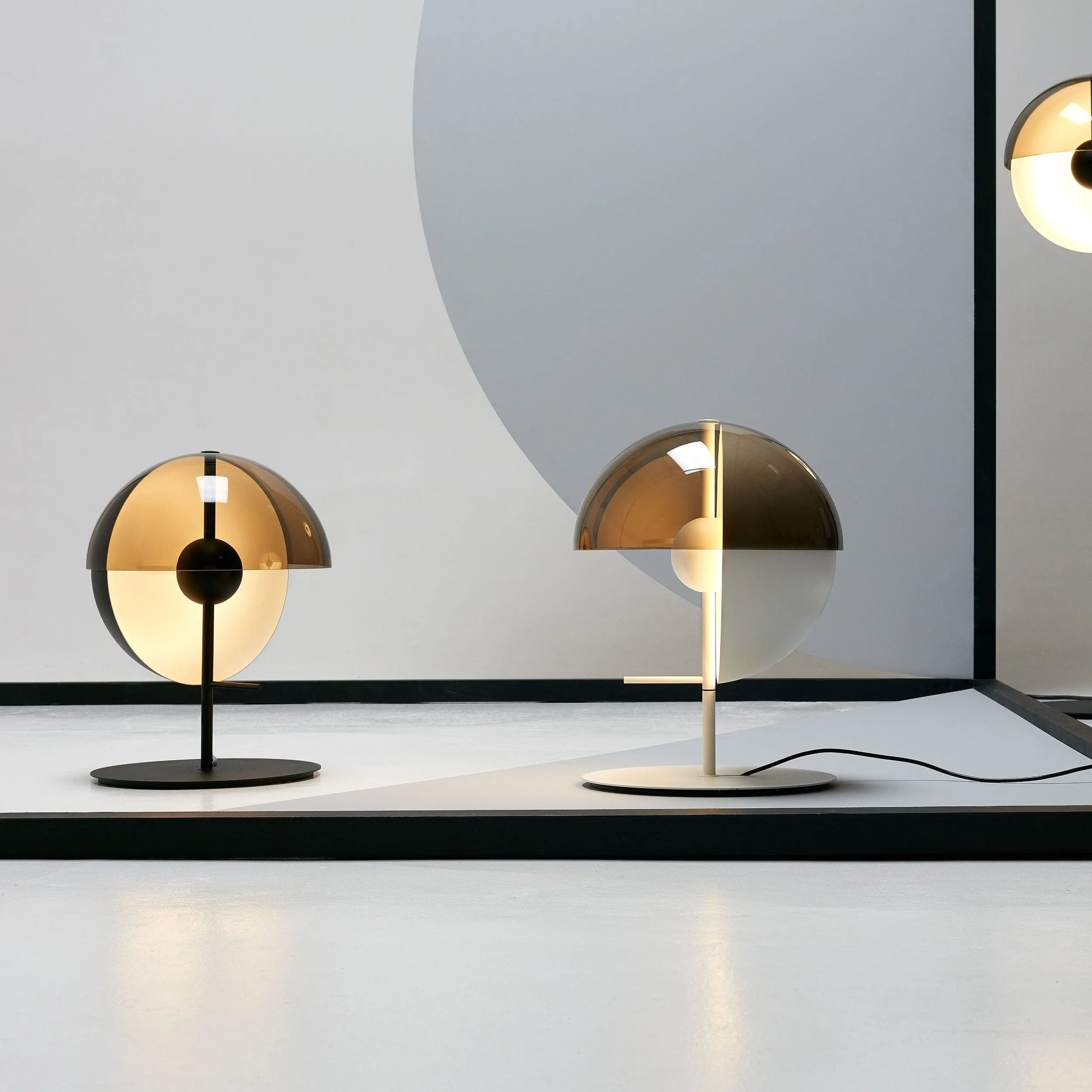 Theia Table lamp